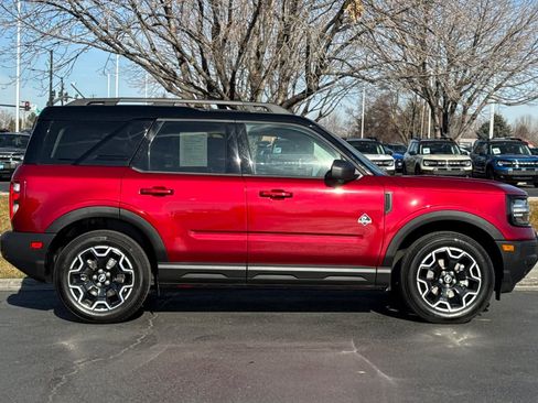 Certified 2025 Ford Bronco Sport Outer Banks w/ Outer Banks Tech Package+ image 8