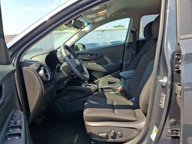 Certified 2023 Hyundai Kona SEL AWD/4WD image 12