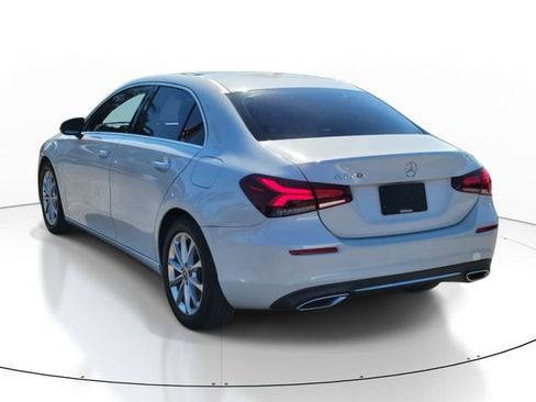Used 2020 Mercedes-Benz A 220 image 3