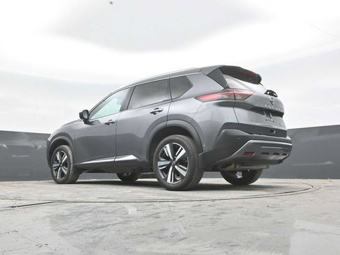 Used 2023 Nissan Rogue SL AWD/4WD image 34