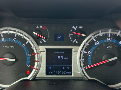 Used 2016 Toyota 4Runner SR5 Premium image 27