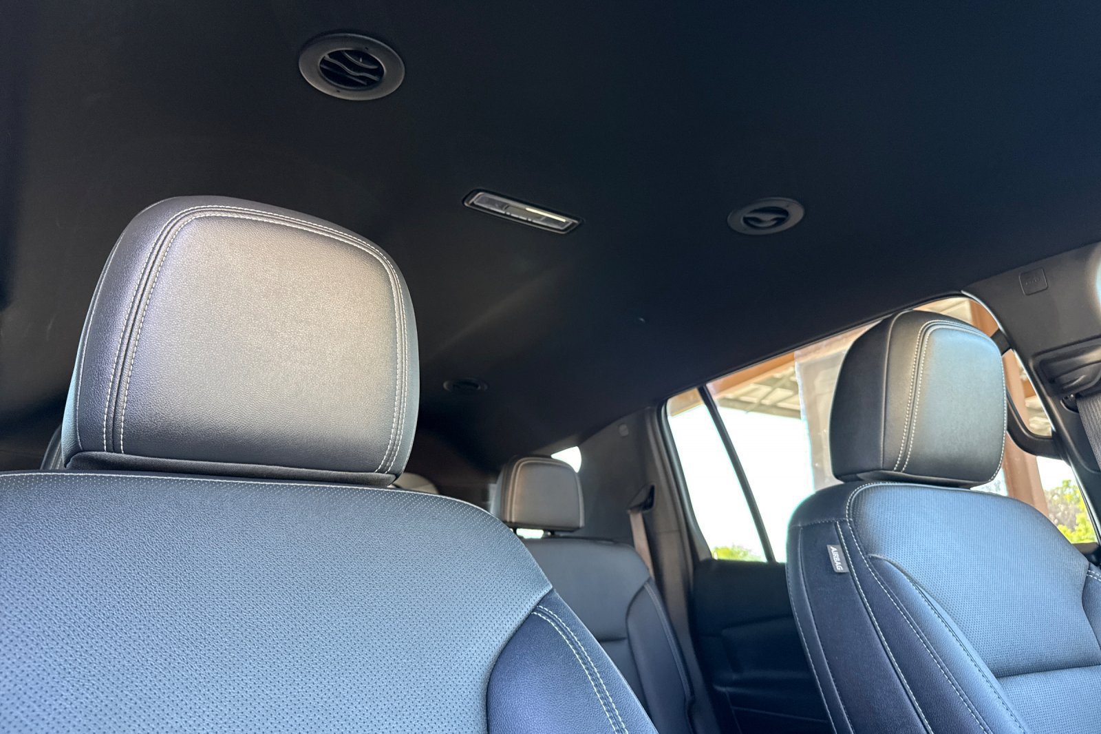 Used 2026 Chevrolet Traverse LT FWD image 27