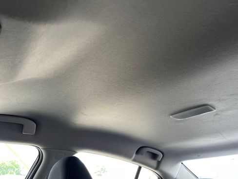Used 2025 Nissan Sentra SV FWD image 30