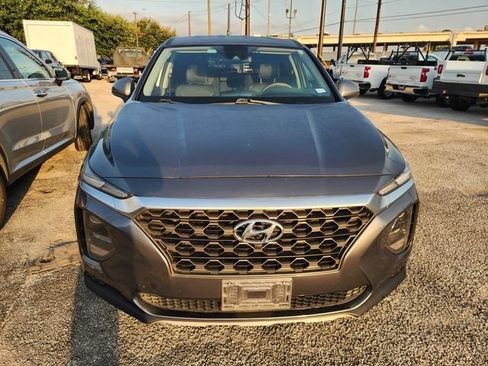 Used 2019 Hyundai Santa Fe SE AWD/4WD image 2