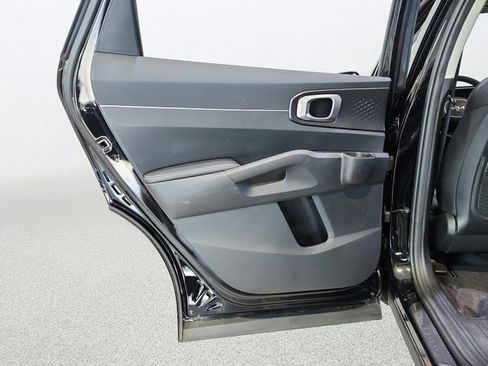 Certified 2025 Kia Sorento LX FWD image 21