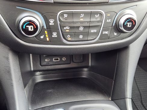 Certified 2022 Chevrolet Equinox LT image 19