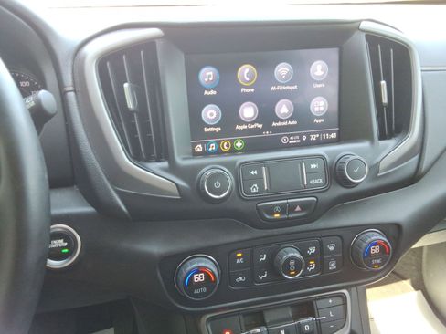 Used 2023 GMC Terrain AT4 AWD/4WD image 15