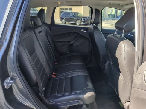 Used 2018 Ford Escape Titanium w/ Ford Safe & Smart Package AWD/4WD image 31