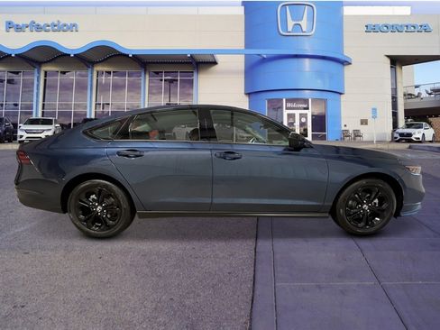 New 2025 Honda Accord SE image 7