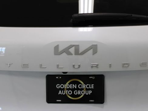 Used 2024 Kia Telluride S w/ S Sunroof Package image 16