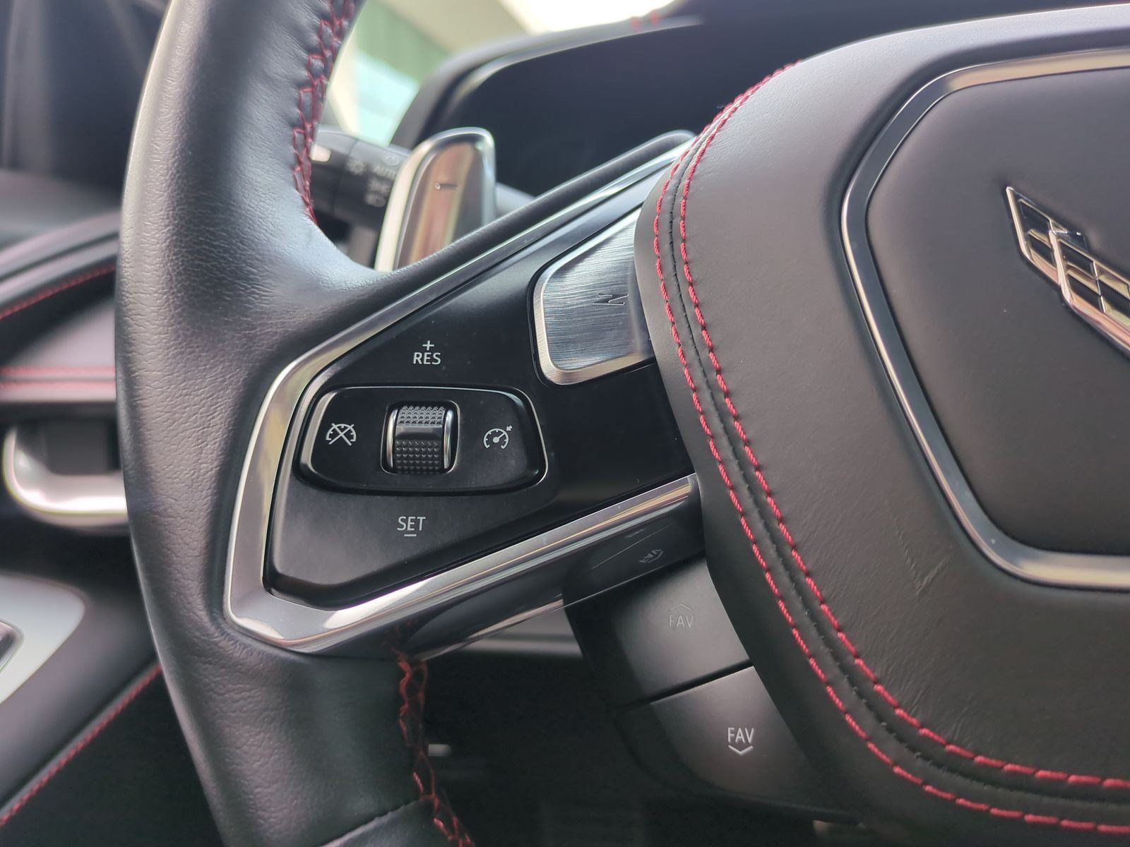 Used 2021 Chevrolet Corvette Stingray Premium Cpe w/ Z51 Performance Package RWD image 19