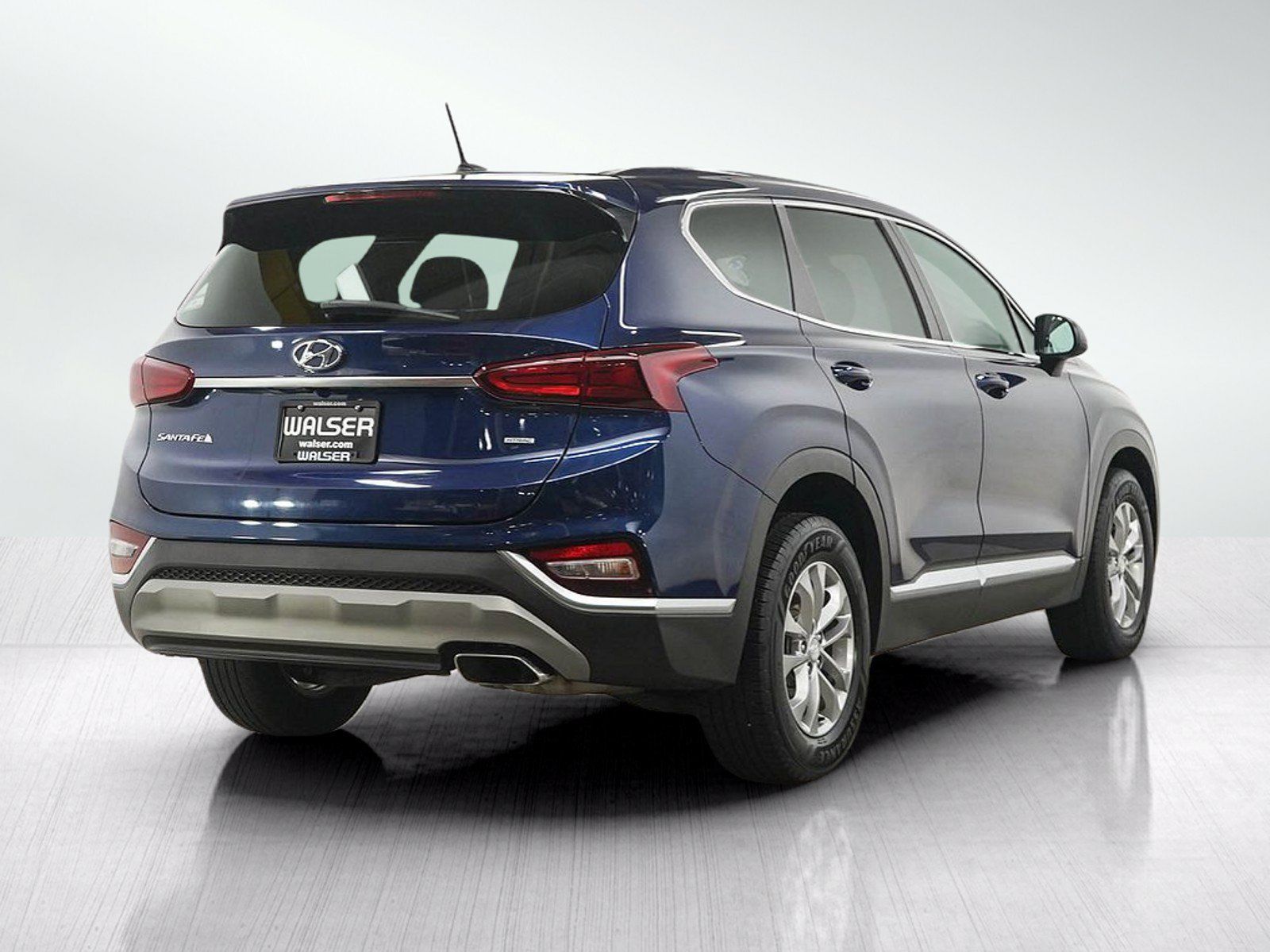 Used 2019 Hyundai Santa Fe SE AWD/4WD image 5