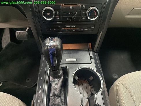 Used 2018 Ford Explorer 4WD w/ Class II Trailer Tow Package image 17