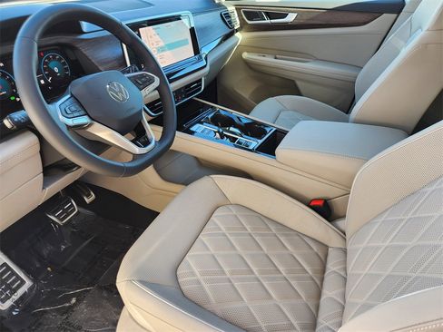 New 2026 Volkswagen Atlas SEL Premium R-Line image 7