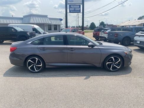 Used 2019 Honda Accord Sport image 7