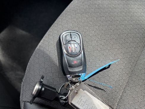 Used 2025 Buick Encore GX Preferred FWD image 21
