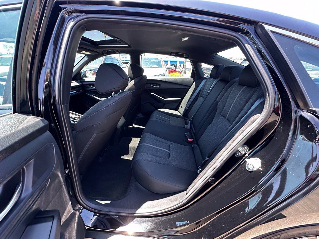 Used 2024 Honda Accord Sport image 21