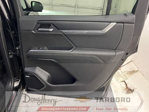 Used 2025 GMC Acadia Elevation FWD image 39