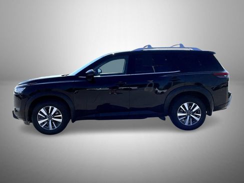 Used 2023 Nissan Pathfinder SL w/ Lighting Package (N92) AWD/4WD image 8