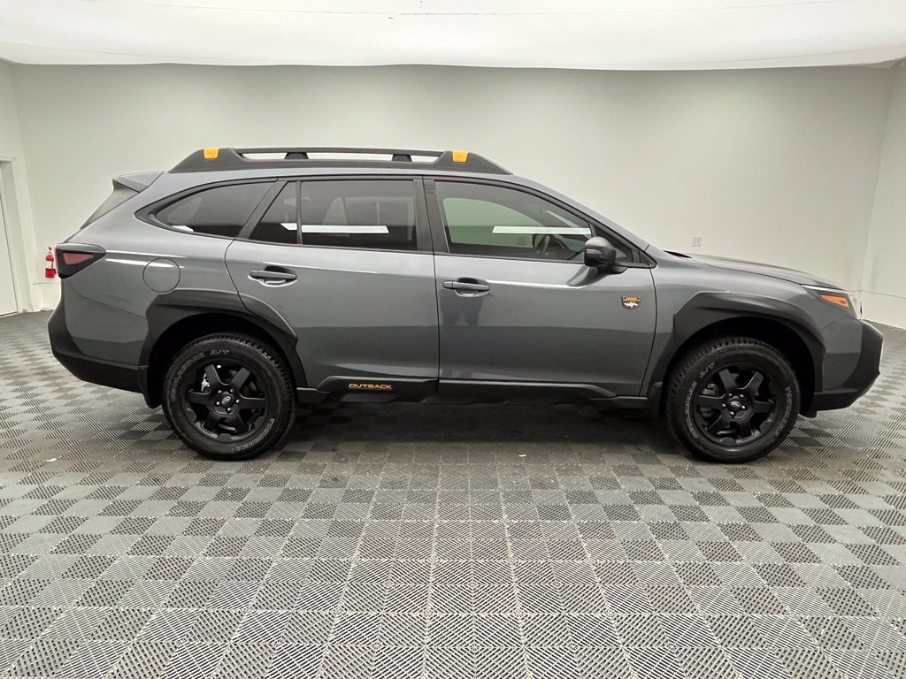 Used 2025 Subaru Outback Wilderness w/ Wilderness Package AWD/4WD image 7