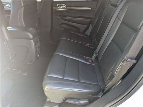 Used 2019 Jeep Grand Cherokee Limited AWD/4WD image 20