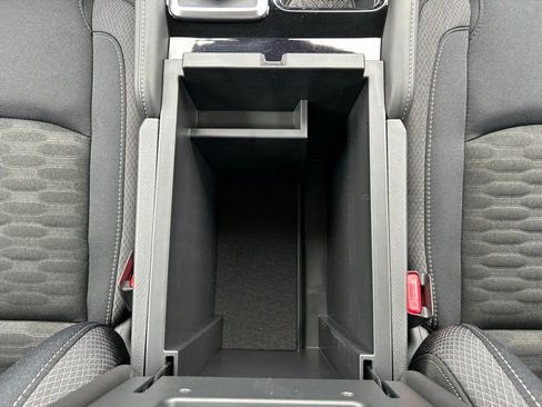 New 2026 Nissan Pathfinder SV AWD/4WD image 17