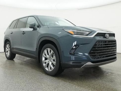New 2026 Toyota Grand Highlander AWD image 57