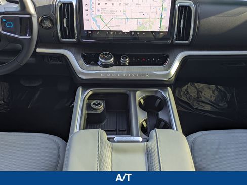 New 2026 Ford Expedition Max Platinum w/ Platinum Ultimate Package AWD/4WD image 25