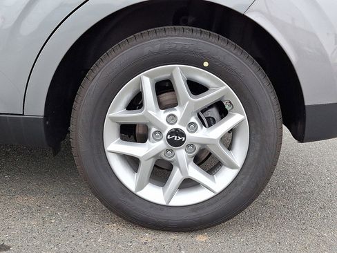 New 2025 Kia Soul LX w/ LX Technology Package image 5