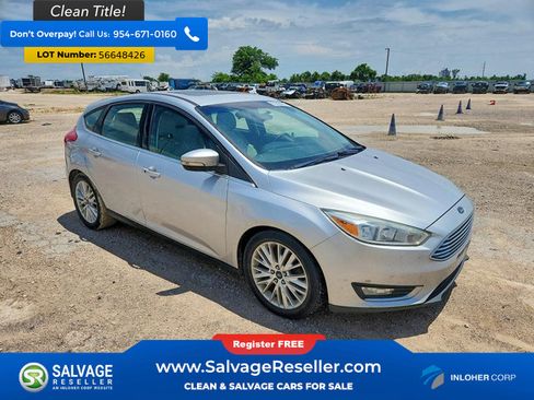 Used 2017 Ford Focus Titanium FWD image 5