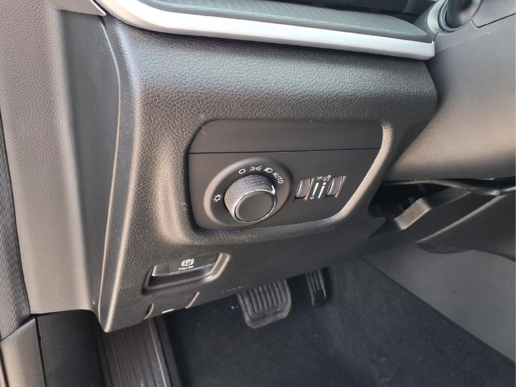 New 2026 Jeep Grand Cherokee Laredo X RWD image 15
