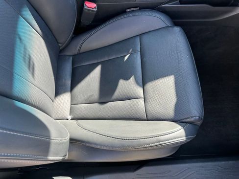 Used 2022 Subaru Outback Limited image 18