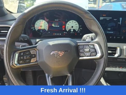 Used 2025 Ford Mustang GT Premium RWD image 13