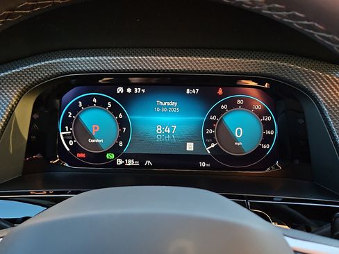 New 2026 Volkswagen Atlas Cross Sport SEL R-Line image 18