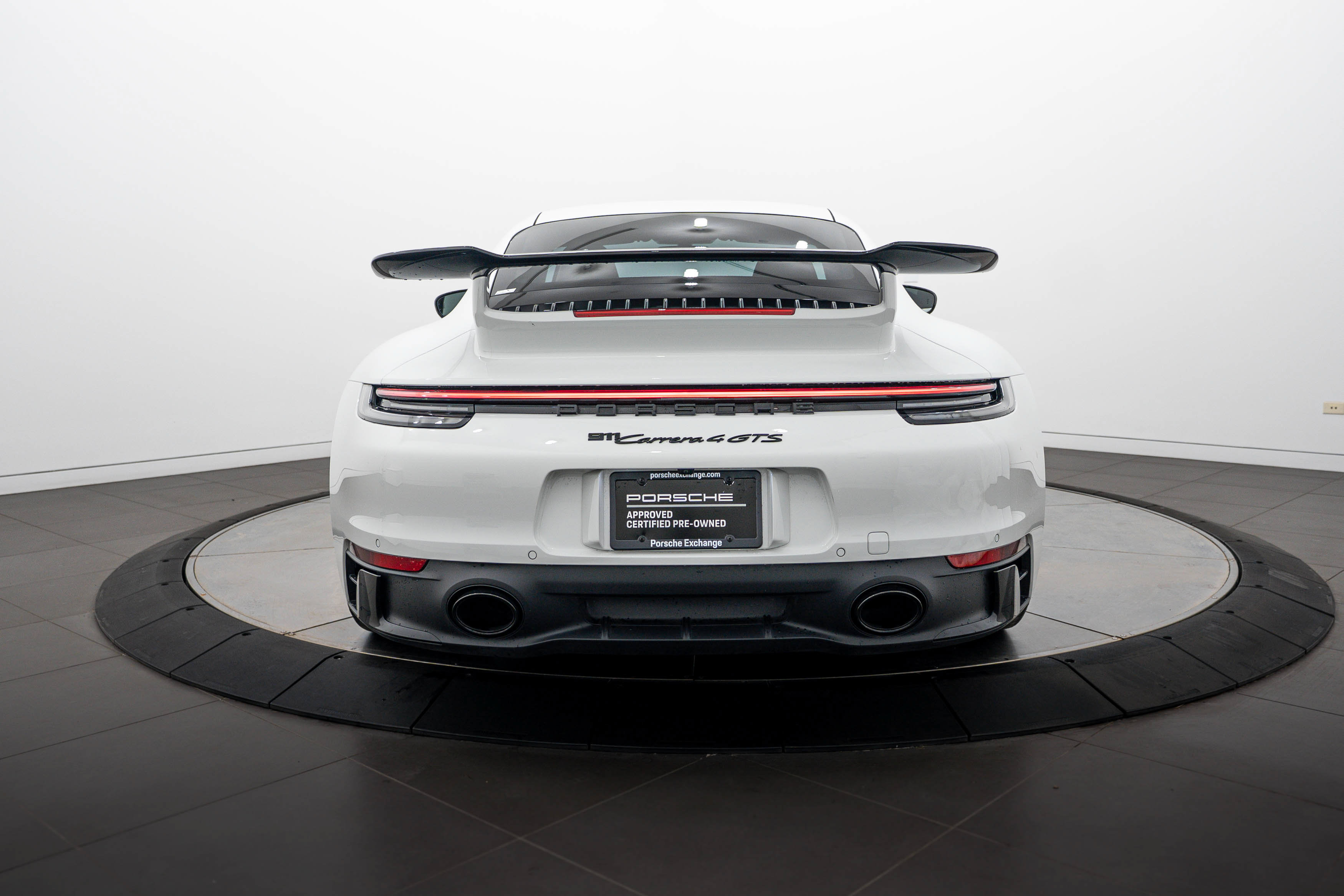 Certified 2024 Porsche 911 Carrera 4 GTS AWD/4WD image 6
