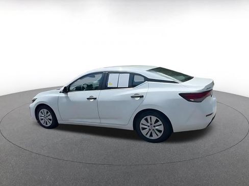 Used 2025 Nissan Sentra S FWD image 10