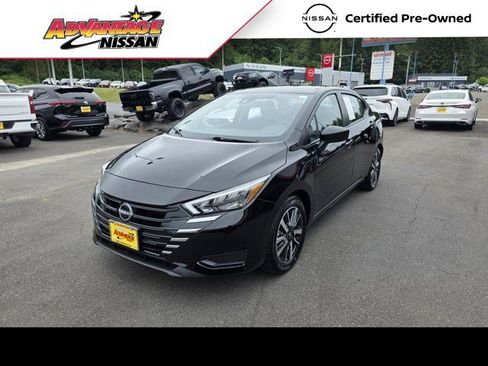 Certified 2025 Nissan Versa SV FWD image 1