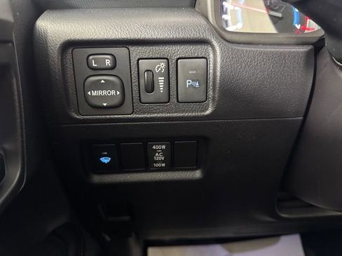 Used 2015 Toyota 4Runner Limited AWD/4WD image 20