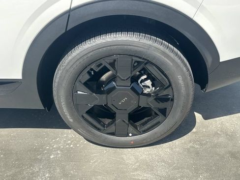 Certified 2026 Kia Sportage X-Line AWD/4WD image 12