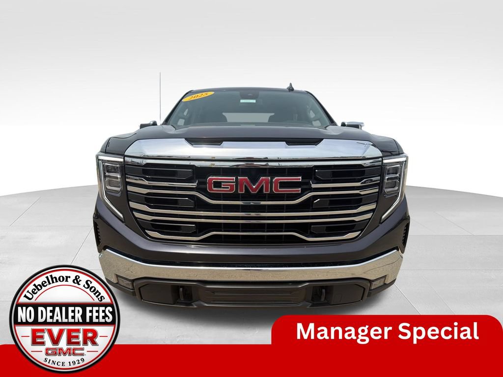 Used 2025 GMC Sierra 1500 SLT AWD/4WD image 11