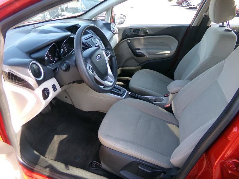 Used 2019 Ford Fiesta SE w/ Cold Weather Package FWD image 12
