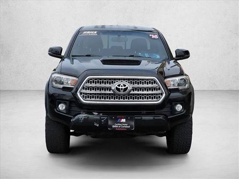 Used 2016 Toyota Tacoma TRD Off-Road w/ Towing Package RWD image 2