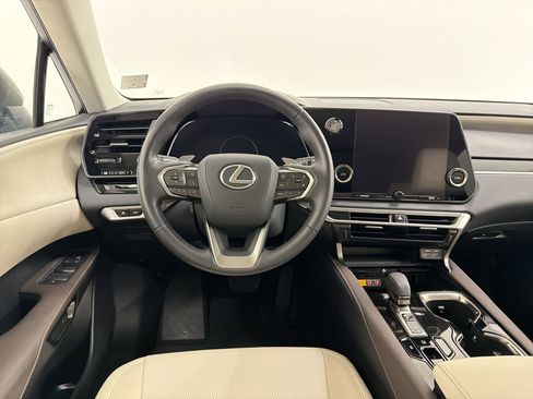 Used 2024 Lexus RX 350 FWD w/ Technology Package image 26