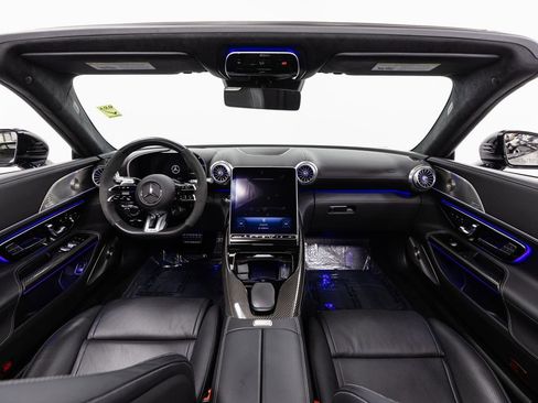 Certified 2023 Mercedes-Benz SL 63 AMG 4MATIC image 28