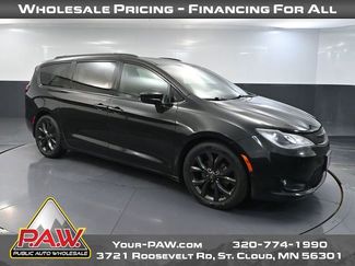 Used 2019 Chrysler Pacifica Touring-L Plus w/ Advanced Safetytec Group video 1