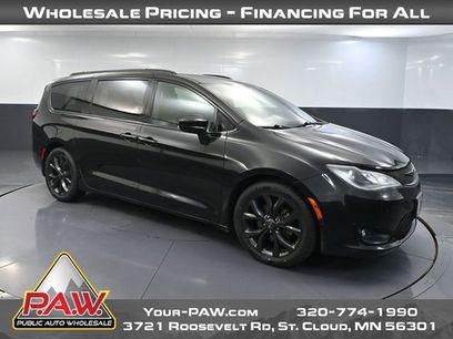 Used 2019 Chrysler Pacifica Touring-L Plus w/ Advanced Safetytec Group