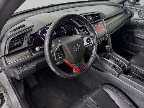 Used 2019 Honda Civic Sport Touring image 8