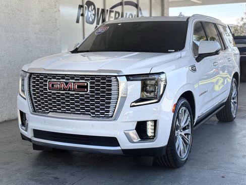 Used 2021 GMC Yukon Denali w/ Denali Ultimate Package image 3