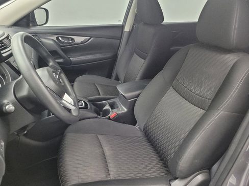 Used 2018 Nissan Rogue S image 17