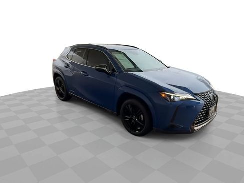 Used 2021 Lexus UX 250h w/ Premium Package image 2